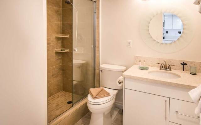 Ilikai 1721 - Studio Condo