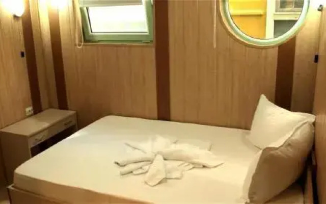 Hotel Plutitor Paradisul Deltei