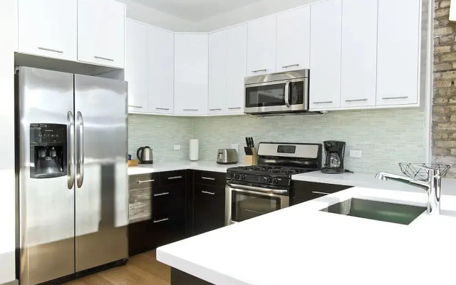 Stunning 2BR in Wrigleyville by Sonder