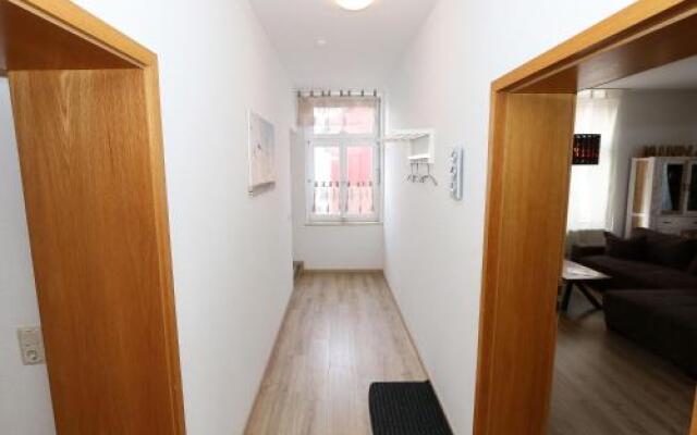 Villa Minna - Ferienwohnung 3 mit Balkon