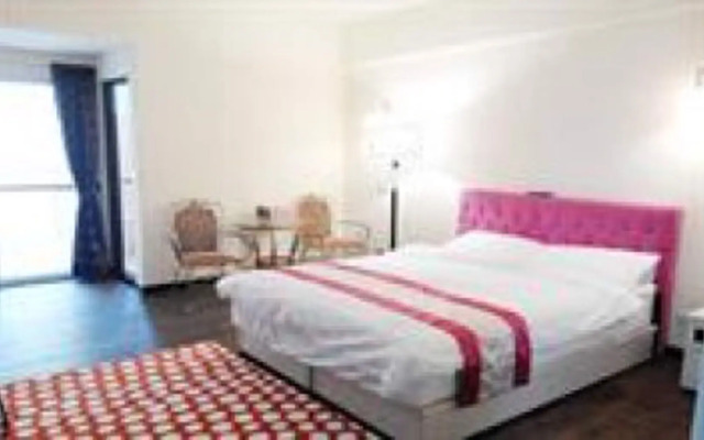 Famous Painting Town B&B