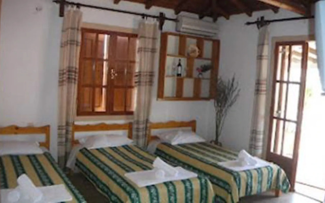 Central Guest House Skiathos