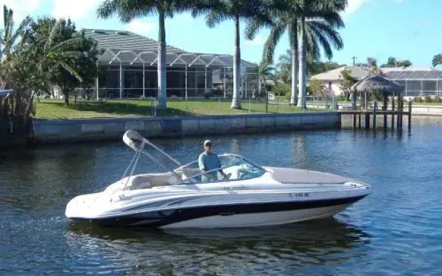 Waterfront Villa Id5218