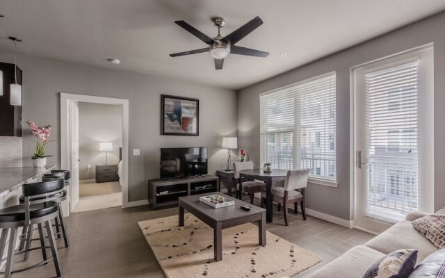 Downtown Dallas 2BR Apts