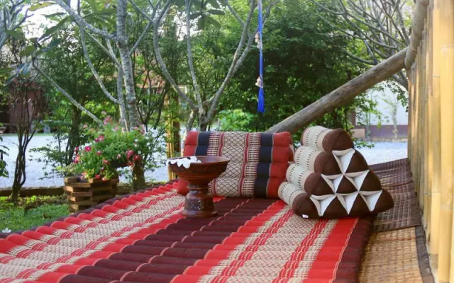 Ruen Mai Ngam Resort