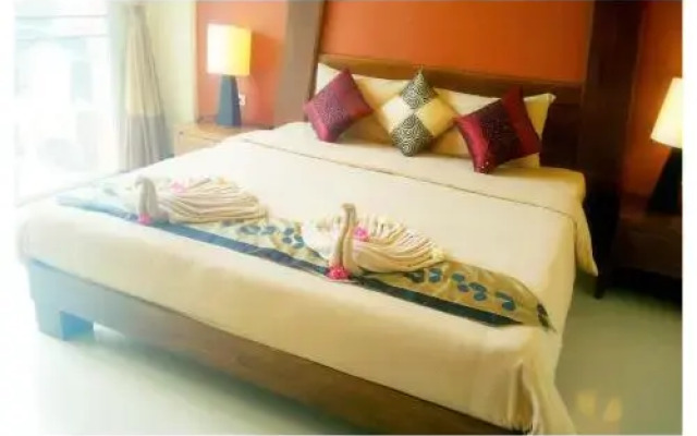 Lanta Gardenhill Resort