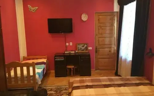 Thorely's Guest House