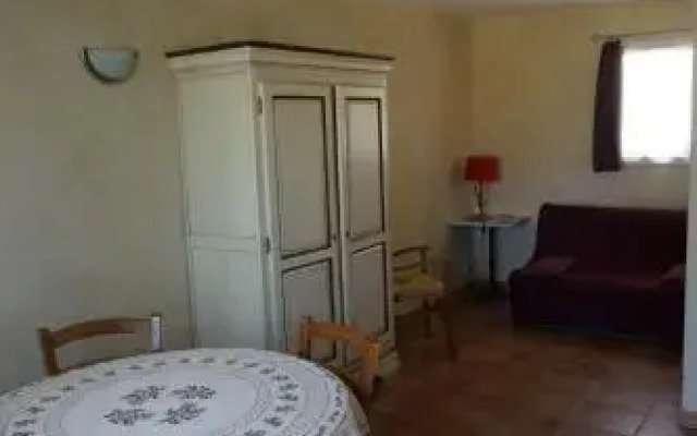 Mas de la Tour Carbonnière