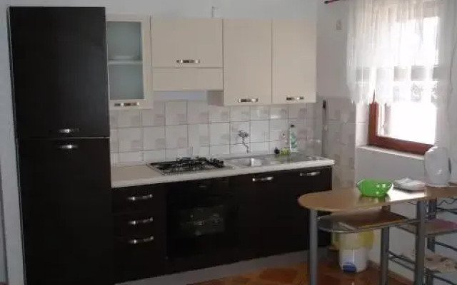 Apartments Ariana