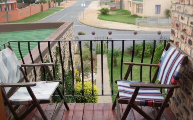 Tirzah's B&B and Self Catering