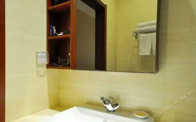 Linyi Hongcui Garden Hotel