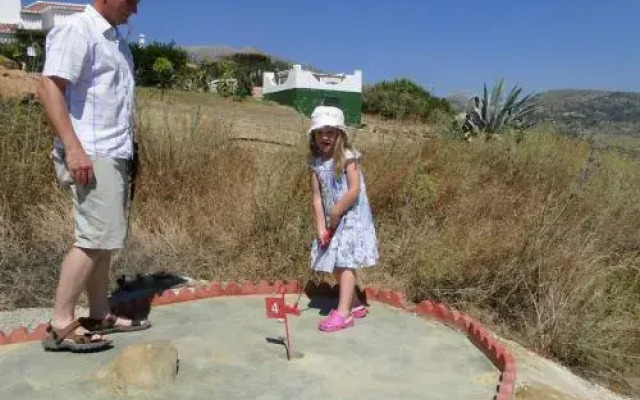 Cantueso Rural Cottages And Restaurant