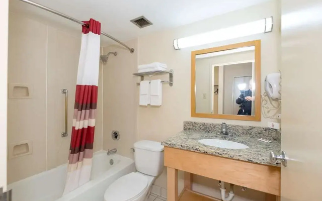 Red Roof Inn Knoxville Central - Papermill Road