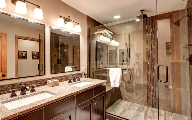 ResortQuest One Breckenridge Place