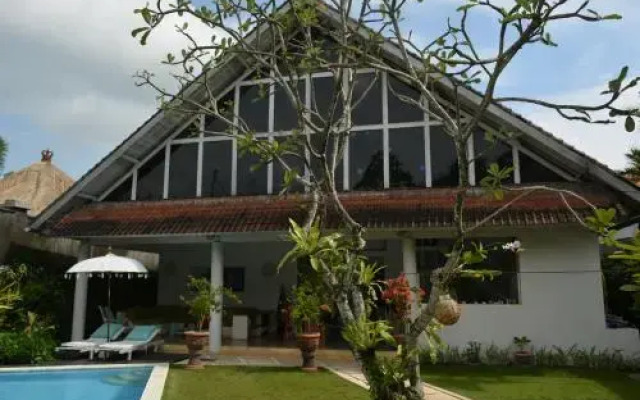 Villa Raquel