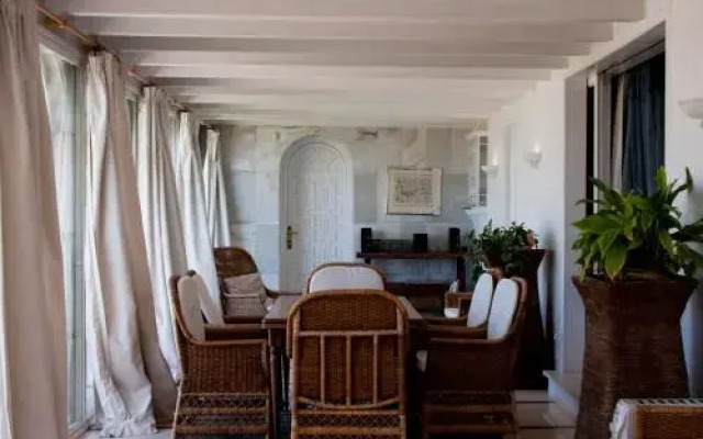 Front line Beach Villa Marbella