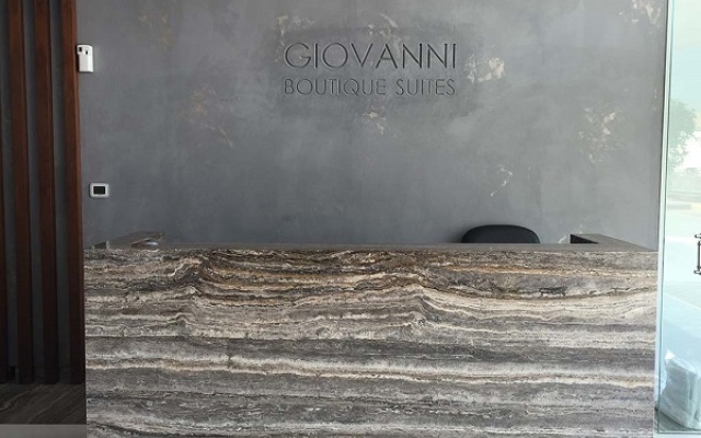 Giovanni Boutique Suites 11