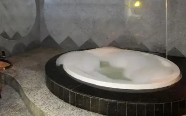 Hipnose Motel (Только для взрослых)