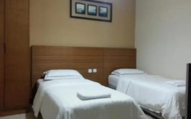 Bed and Bed Budget Inn