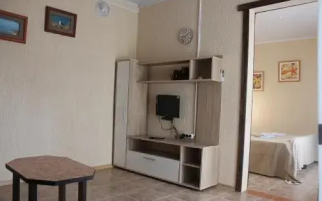 Uyutny Guest House