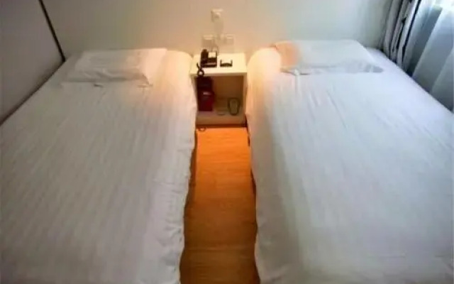 Motel Yantaishan Park