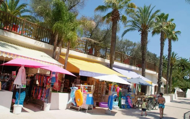 Camping Resort La Baume La Palmeraie