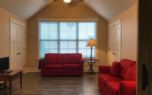 99 Steps - 3 Br Home