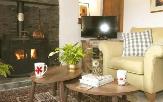 Bwthyn Bach Holiday Cottage