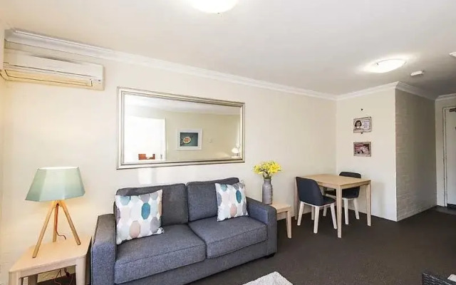 Subiaco Village 28