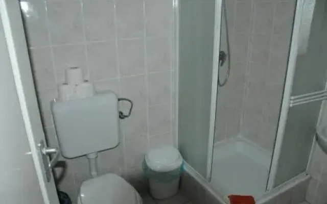 Huszár Panzió és Étterem