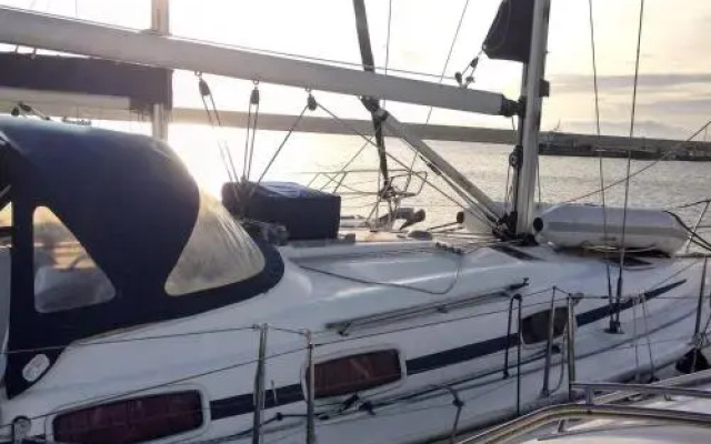 Wind Sardinya Sail Bed on Boat