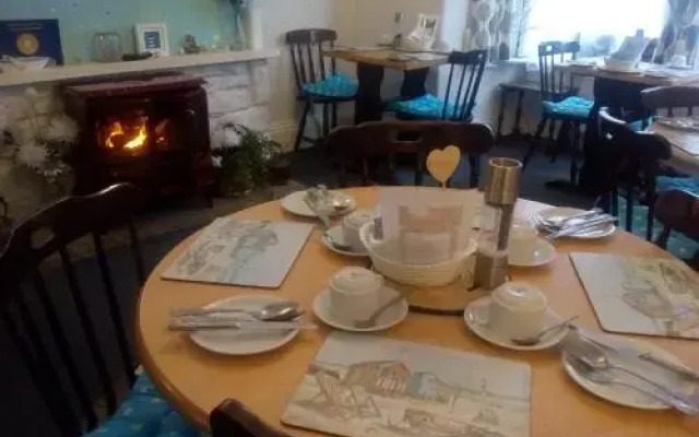 Douglas Guest House