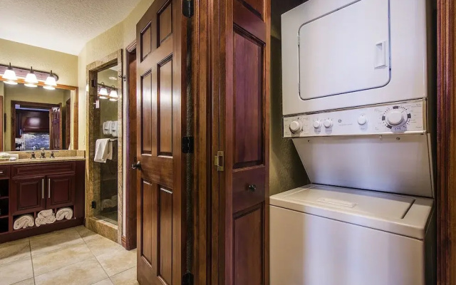 Westgate Penthouse Perfection Residence - 2 Br Condo
