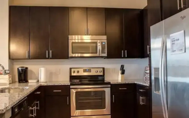 Uptown's Finest 1BR Apt Near Ballpark