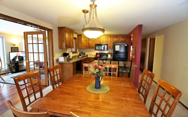 Sunset Lodge by RedAwning