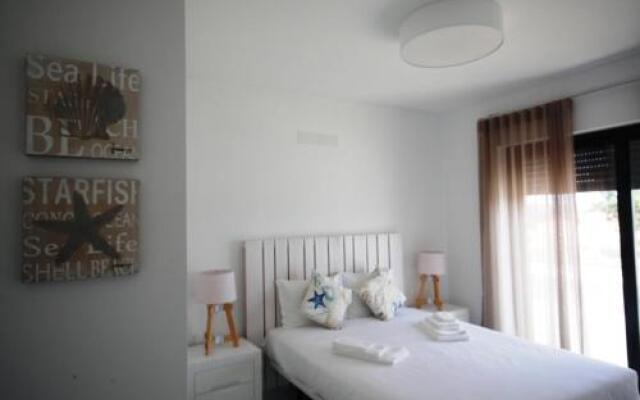 Janelas de Salir- Holiday Apartments - By SCH