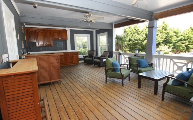 The Drake - 9 Br Home