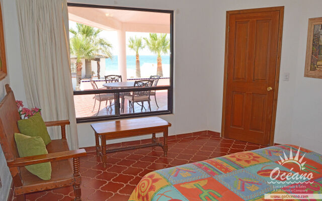 Casita de Paz by RedAwning