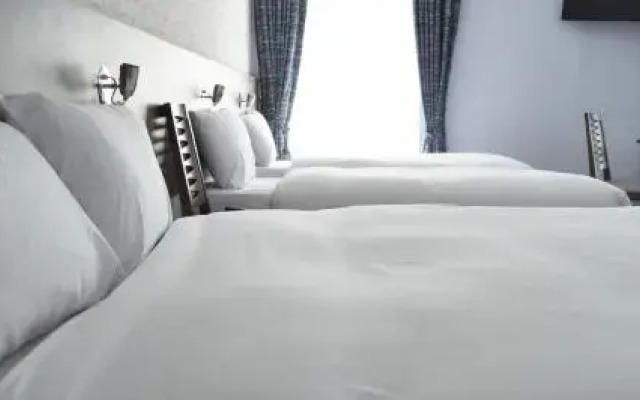Slaney Suites