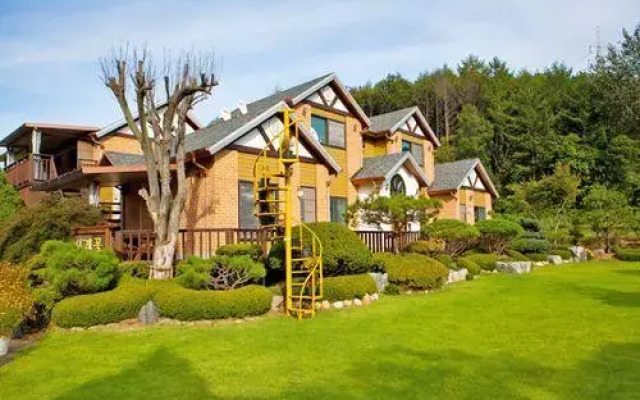 Yangpyeong Sigyekkot Pension