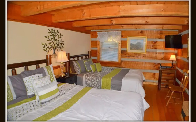 Olde Tyme Way Cabins 3526