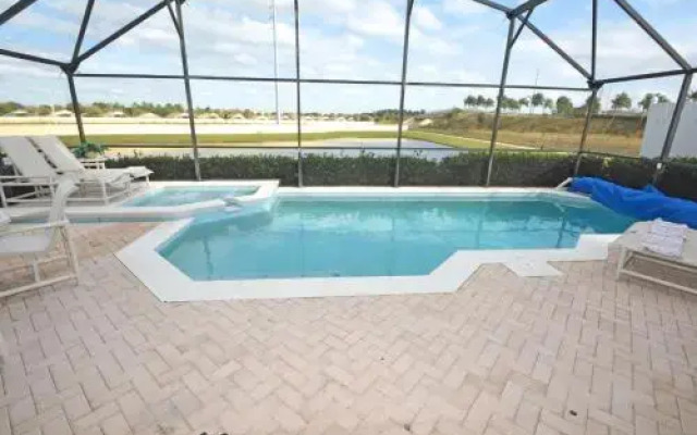 2683OL Jagu s Place 5 Br townhouse by RedAwning