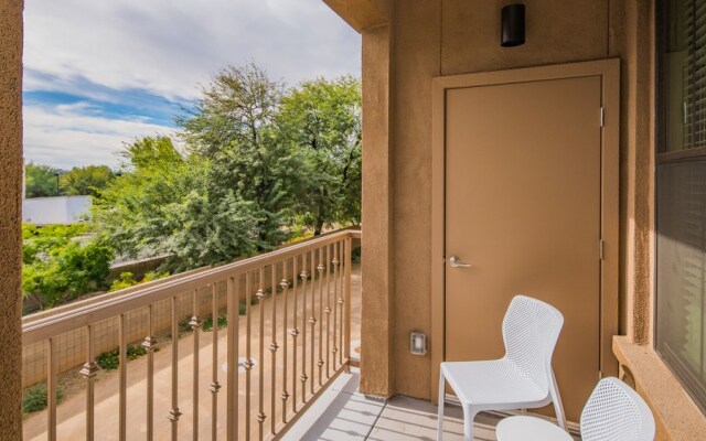 Luxe Apartments North Scottsdale by WanderJaunt