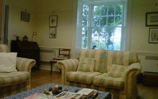 Farthingloe Bed & Breakfast