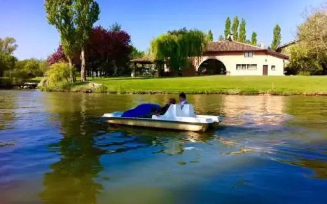 Le Domaine de Charlyne