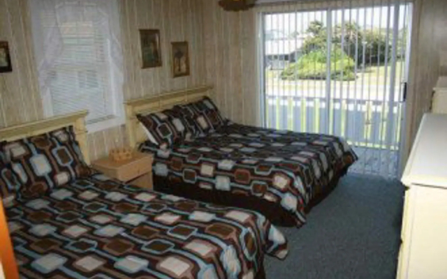 Seaside - 4 Br Home