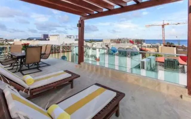 Magic Paradise by Playa Moments