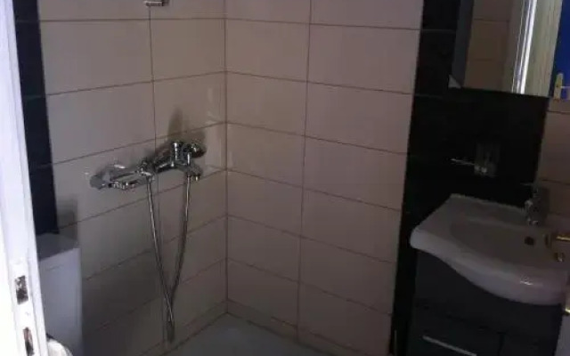 Antonios Hotel Apartments