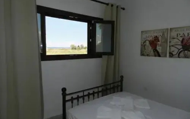 Tolakis Studios