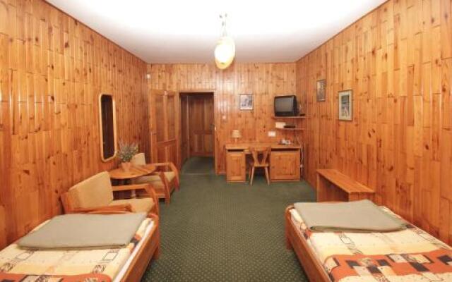 Pensjonat HUBERTUS ***